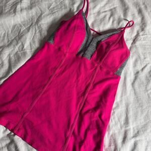 🤍 1 Lululemon Strappy Back Tank